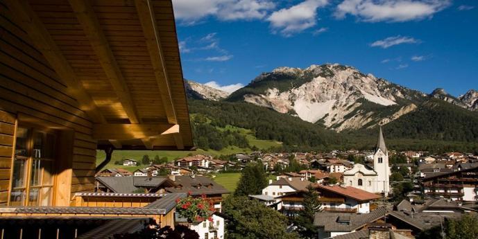 Boutique Hotel Olympia San Vigilio Di Marebbe Exterior photo